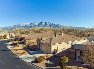 960 Salt Cedar Ct, Bernalillo, NM 87004