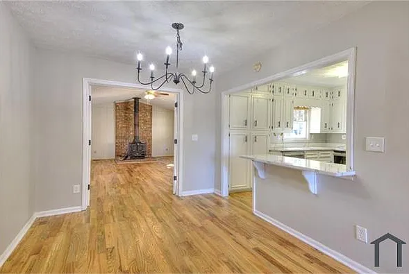 1304 Vine St NE — Photo 9