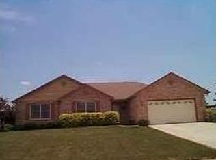 323 West St, Whiteland, IN