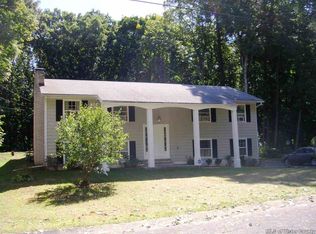 123 Fairway Dr, Hurley, NY 12443
