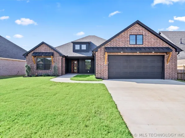 28002 E 107th St S, Coweta, OK 74429