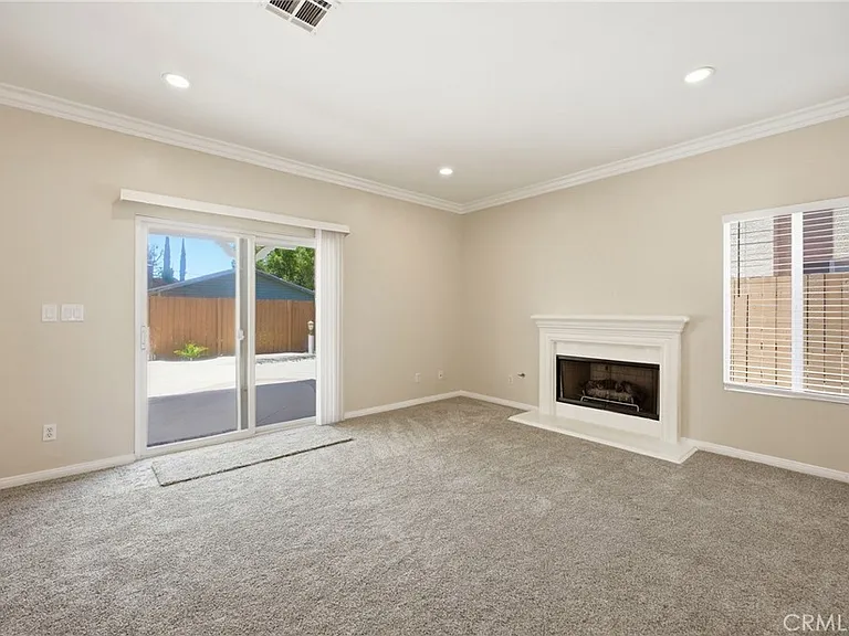18112 Osborne St — Photo 24