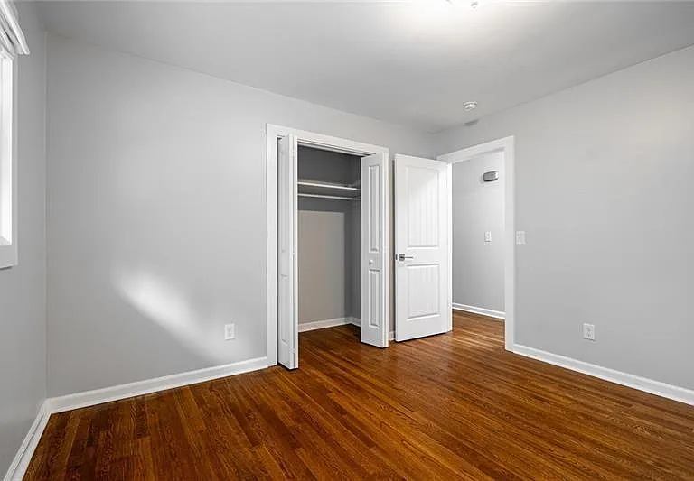 2470 Landeau Cir — Photo 19