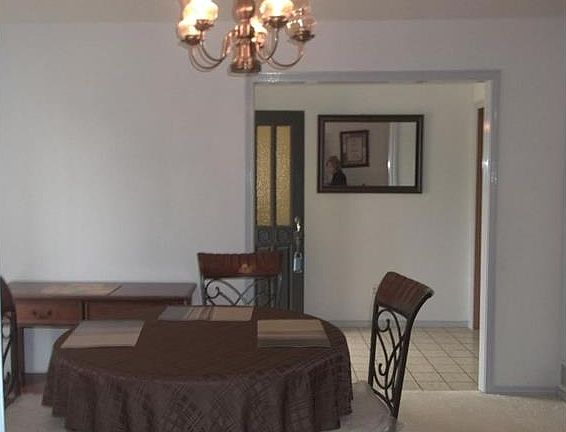 5th image of 804 Katherine Ct
