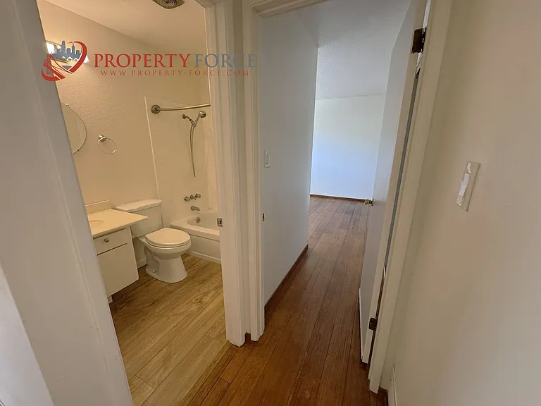 936 Constitution Dr — Photo 19