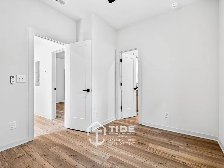 5812 Knight St — Photo 13