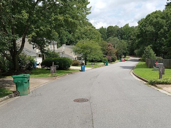 4th image of 10680 Plantation Bridge Dr