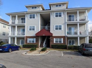 920 Southmoor Dr UNIT 303, Virginia Beach, VA 23455