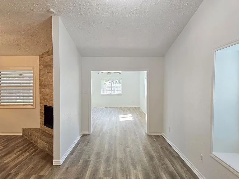 10615 Heatherford Dr — Photo 10