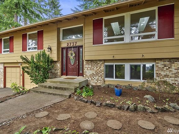 2nd image of 2737 SE Chasewood Ct