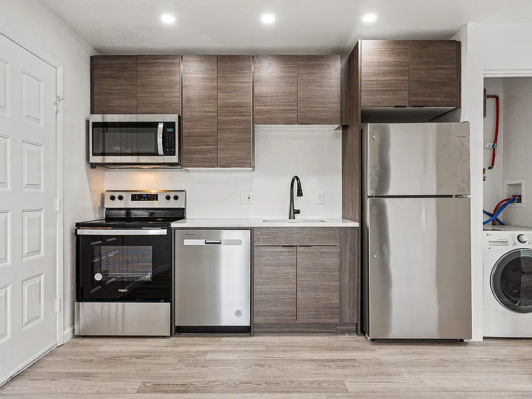 2690 Valmont Rd #9 — Photo 4
