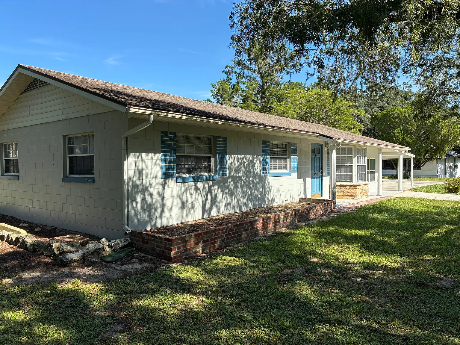 3 bed, 1.5 bath, 1626 sqft, $1,800 — Photo 2