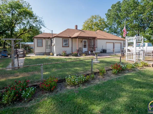 205 SE High St, Topeka, KS 66607
