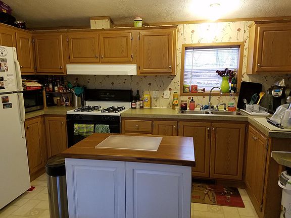 5th image of 35 Sportsmens Ln