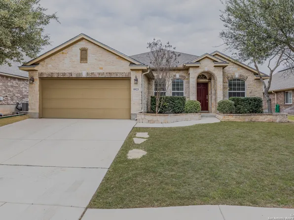 8923 Black Forest, Helotes, TX 78023