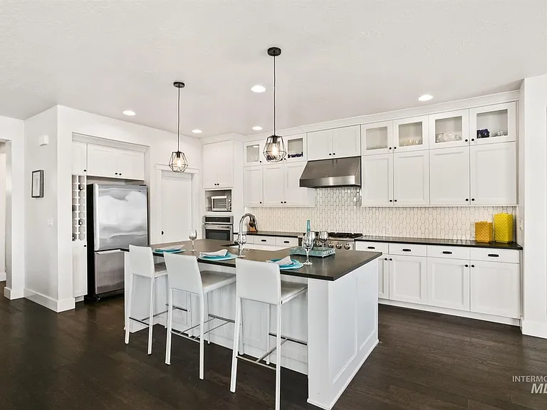 6922 E Tao St — Photo 7