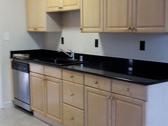 2nd image of 6414 Tamalpais Ave