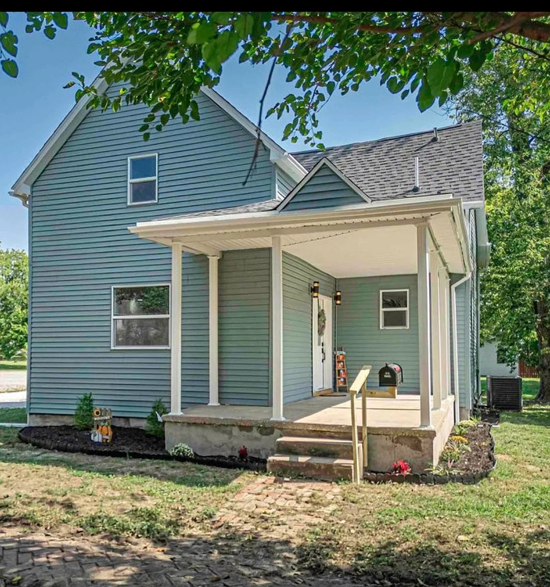 5 bed, 3008 sqft, $2,000 — Photo 3