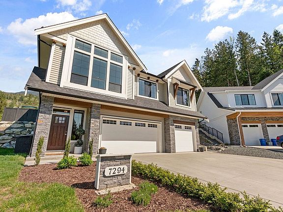 2nd image of 7294 Woodbridge Pl