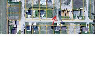 515 13th St W, Hardin, MT 59034