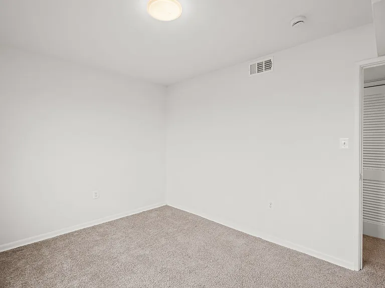 2512 Queens Chapel Rd #203 — Photo 27