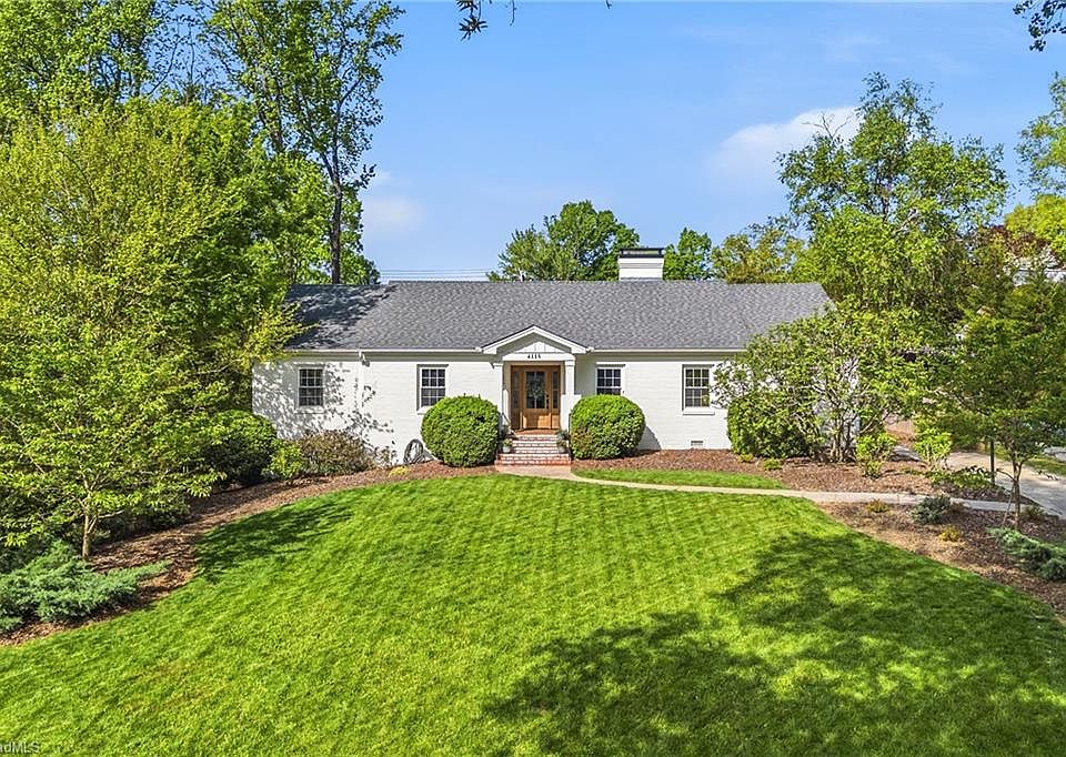 1st image of 4115 Dogwood Dr