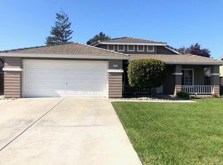 940 Paseo Dr, Hollister, CA