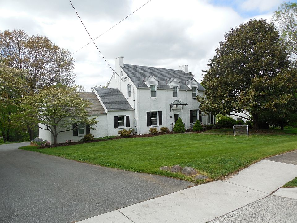 1st image of 1553 Parkland Dr