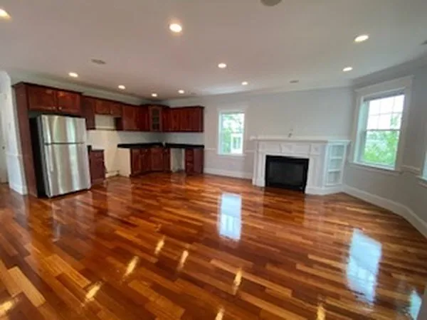 4619 Washington St #1 — Photo 3