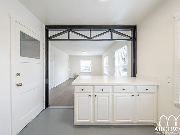 3rd image of 4220 Ventura Canyon Ave #1/2