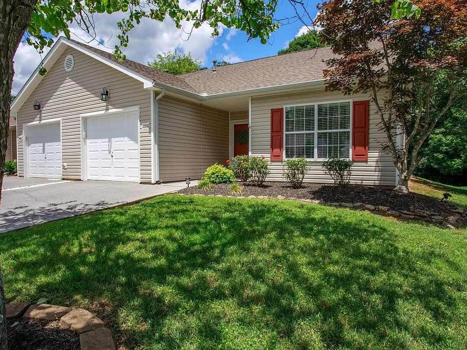 1st image of 1000 Brittany Deanne Ln