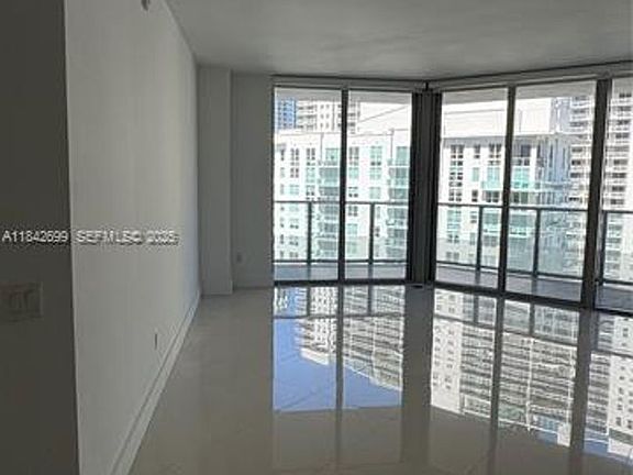 3rd image of 1300 Brickell Bay Dr APT 2210