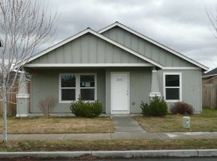 1356 NE 4th St, Redmond, OR 97756