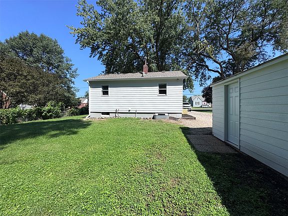 2nd image of 1608 Highview Dr
