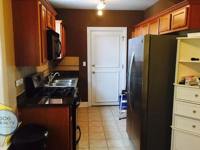 4860 W Warner Ave #1, Chicago, IL, 60641