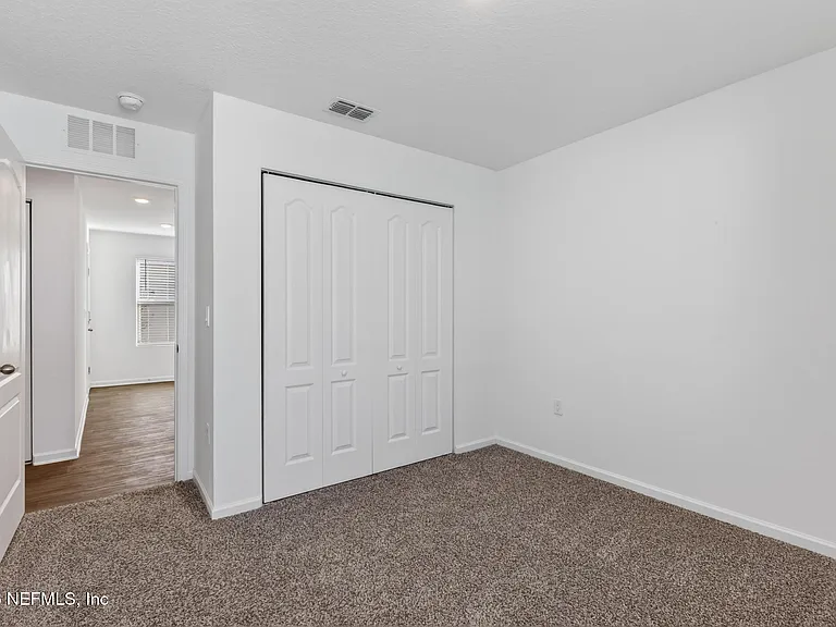 163 Silver Birch St — Photo 15