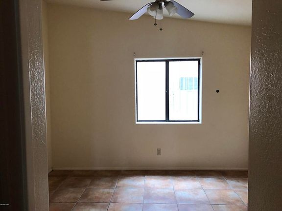 5th image of 1040 S Herbert Ave