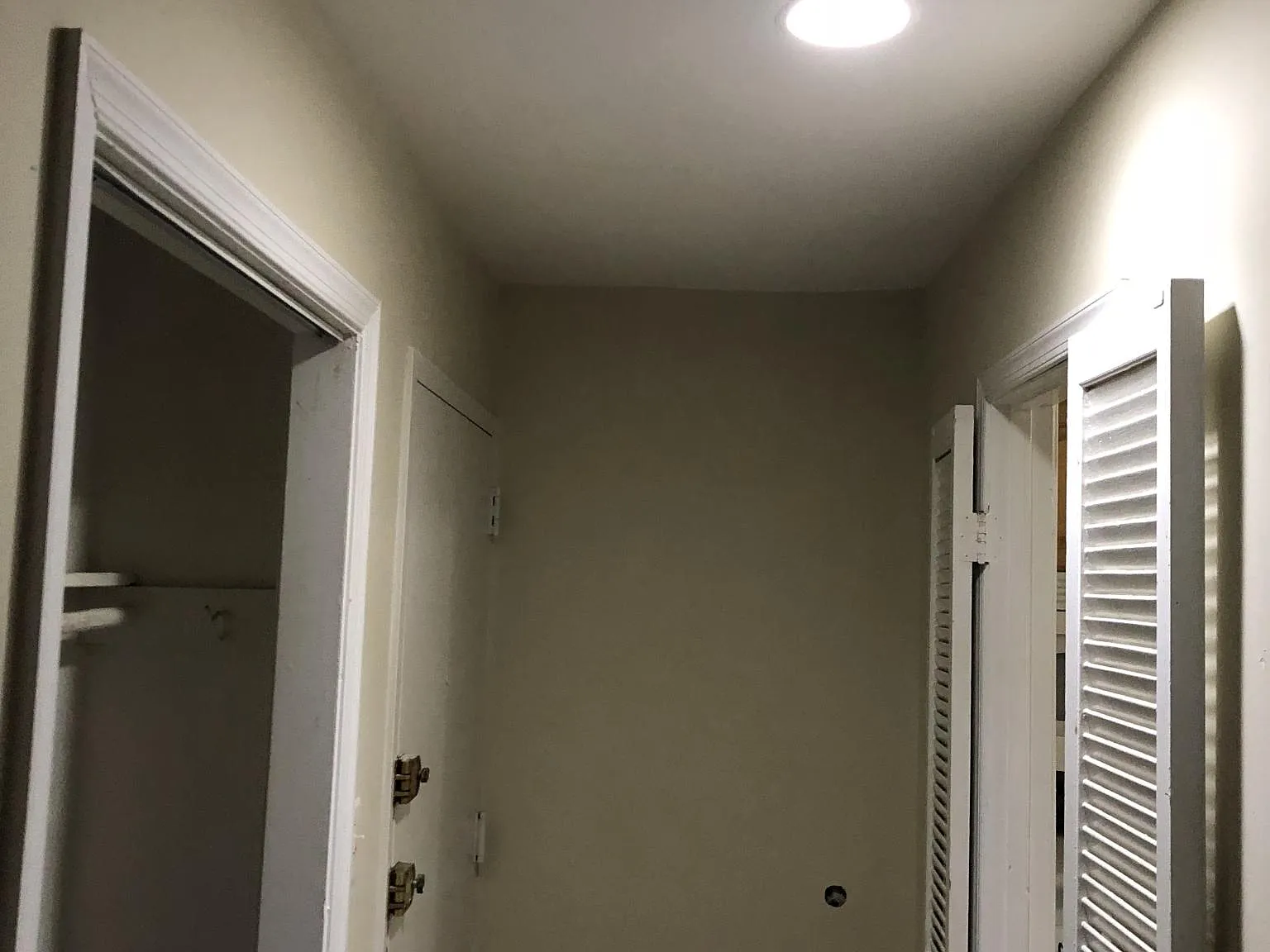562 Wilson Bridge Dr — Photo 2