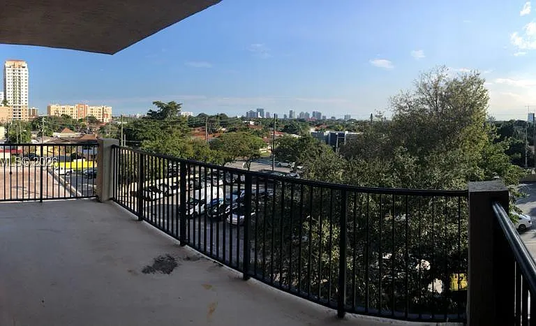 3410 Coral Way #407 — Photo 2