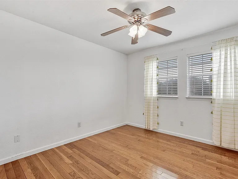 2408 W Messick Loop — Photo 21