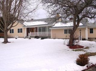 1047 Great Rd, Lincoln, RI 02865