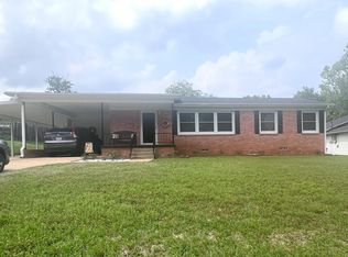 1204 Jones St, Henderson, TX 75654