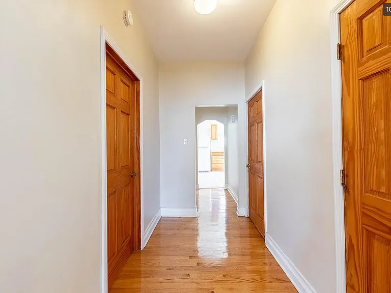 2056 W 19th St #2 — Photo 13