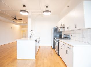 300 NW 8th Ave APT 603, Portland, OR 97209