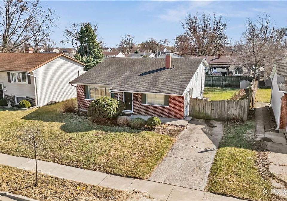 1st image of 73 W Altgeld Ave