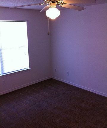 4th image of 1802 Tsuga Way APT I
