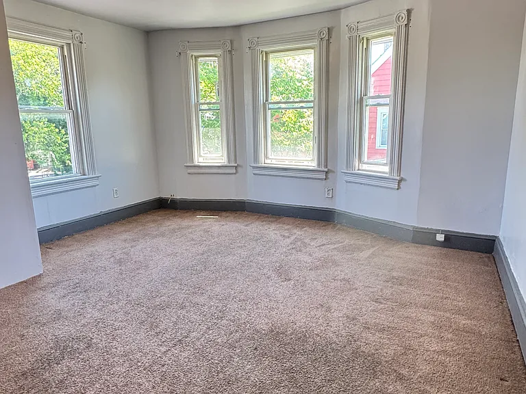 46 Delsea Dr N — Photo 35