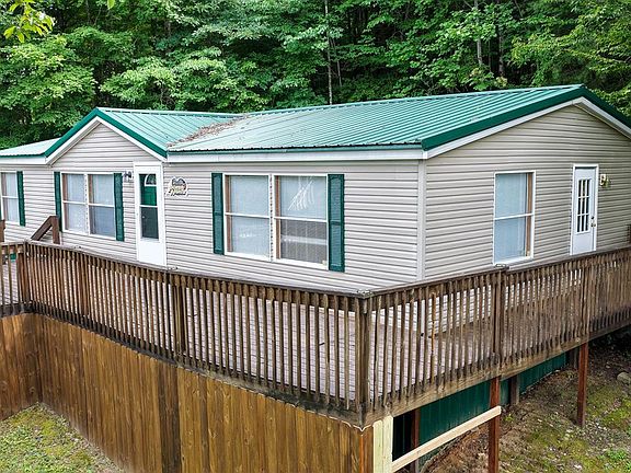 4th image of 635 Lakeshore Dr
