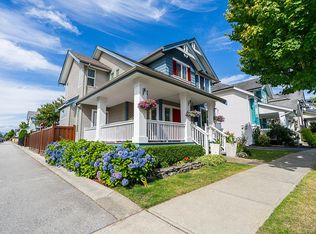 19029 68b Ave, Surrey, BC V4N 5P5