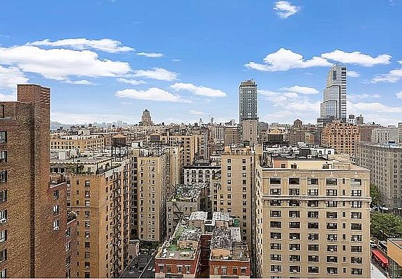 3rd image of 275 W 96th St APT 22B